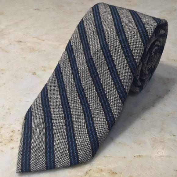 ITALIAN PURE SILK SLIM TIE - Picture 8 of 8